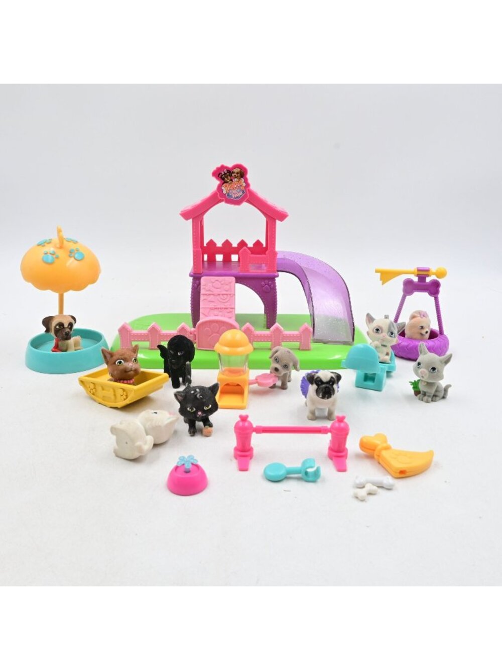 Puppy In My Pocket Dog Park Playset With Pets Accessories & Playhouse